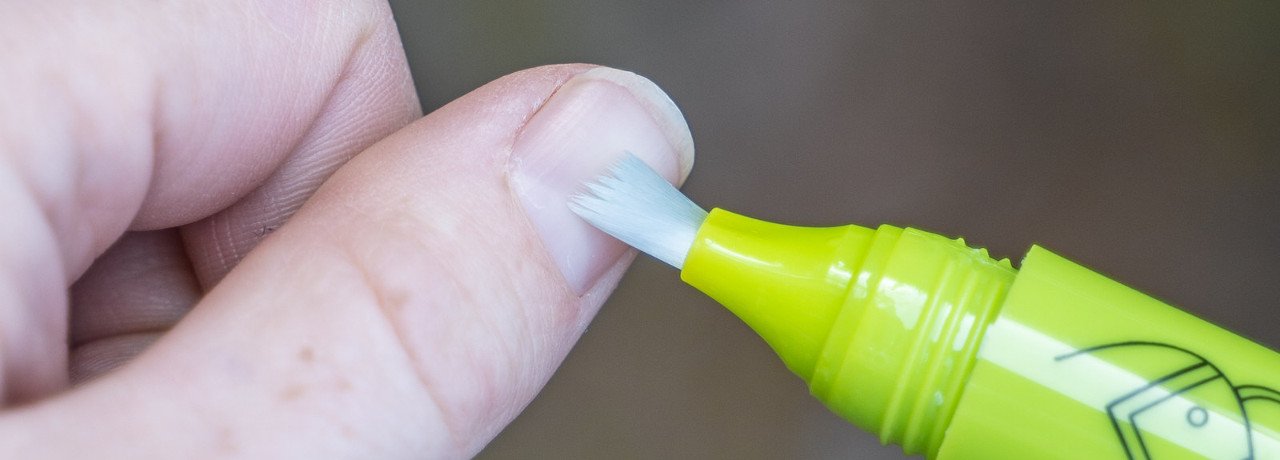 Nail Quail Strong Will Anti-Nail biting click pen